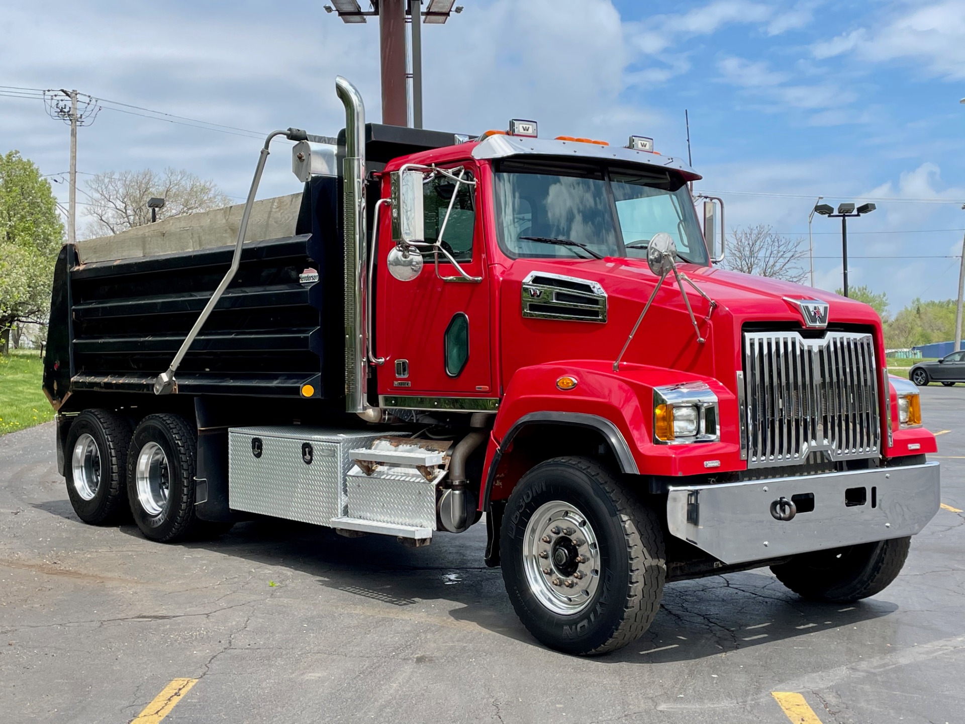 Used-2013-Western-Star-4700SF-Dump-Truck---Cummins-Turbo-Diesel---Automatic-Trans