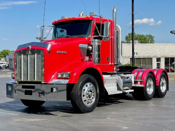Used-2006-Kenworth-T800-Day-Cab---CAT-C15---475-HP---10-Speed-Manual---WET-KIT---SUNROOF