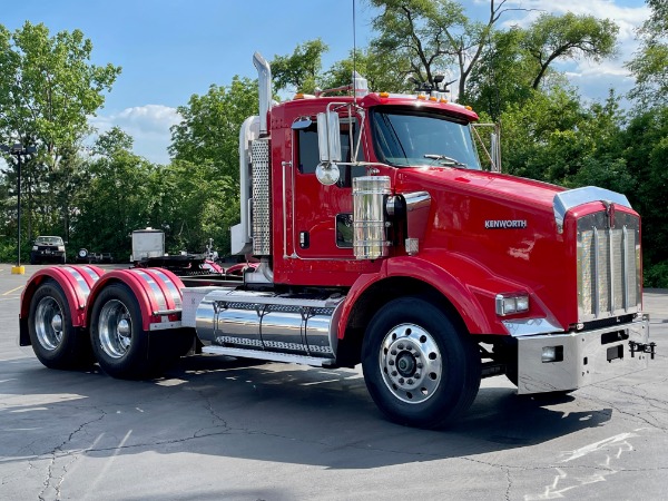 Used-2006-Kenworth-T800-Day-Cab---CAT-C15---475-HP---10-Speed-Manual---WET-KIT---SUNROOF