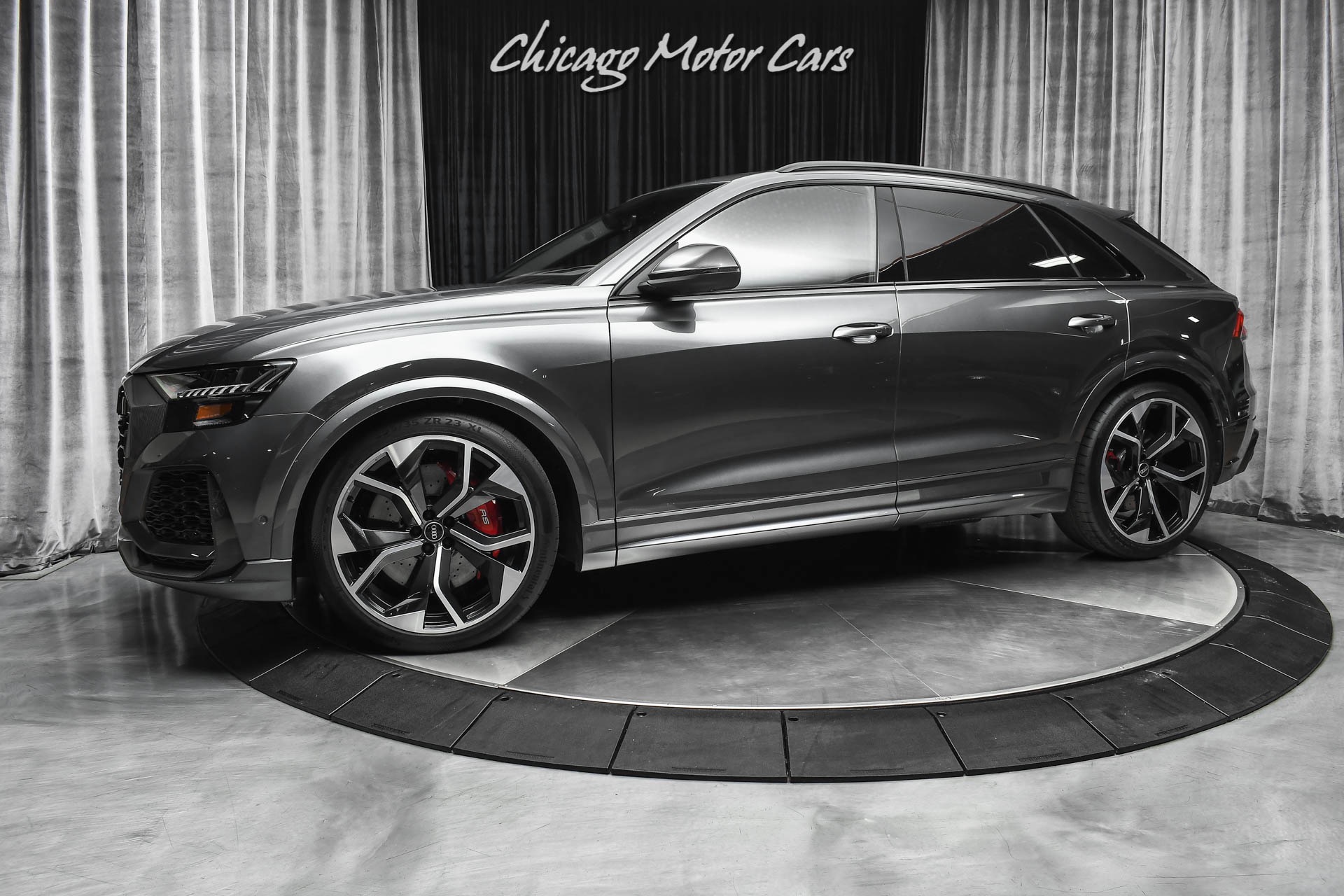 Used 2021 Audi RS Q8 4.0T quattro Carbon Optics Package! Carbon Fiber! 600 Horsepower! for sale Sold at Chicago Motor Cars in West Chicago IL 60185 1