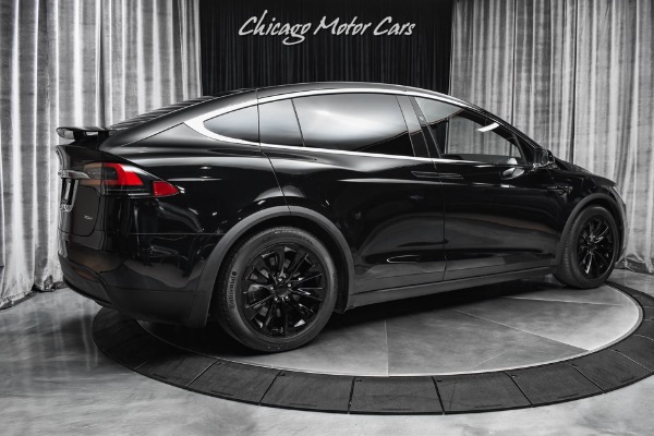 Used 2018 Tesla Model X 75D for sale Sold at Chicago Motor Cars in West Chicago IL 60185 5