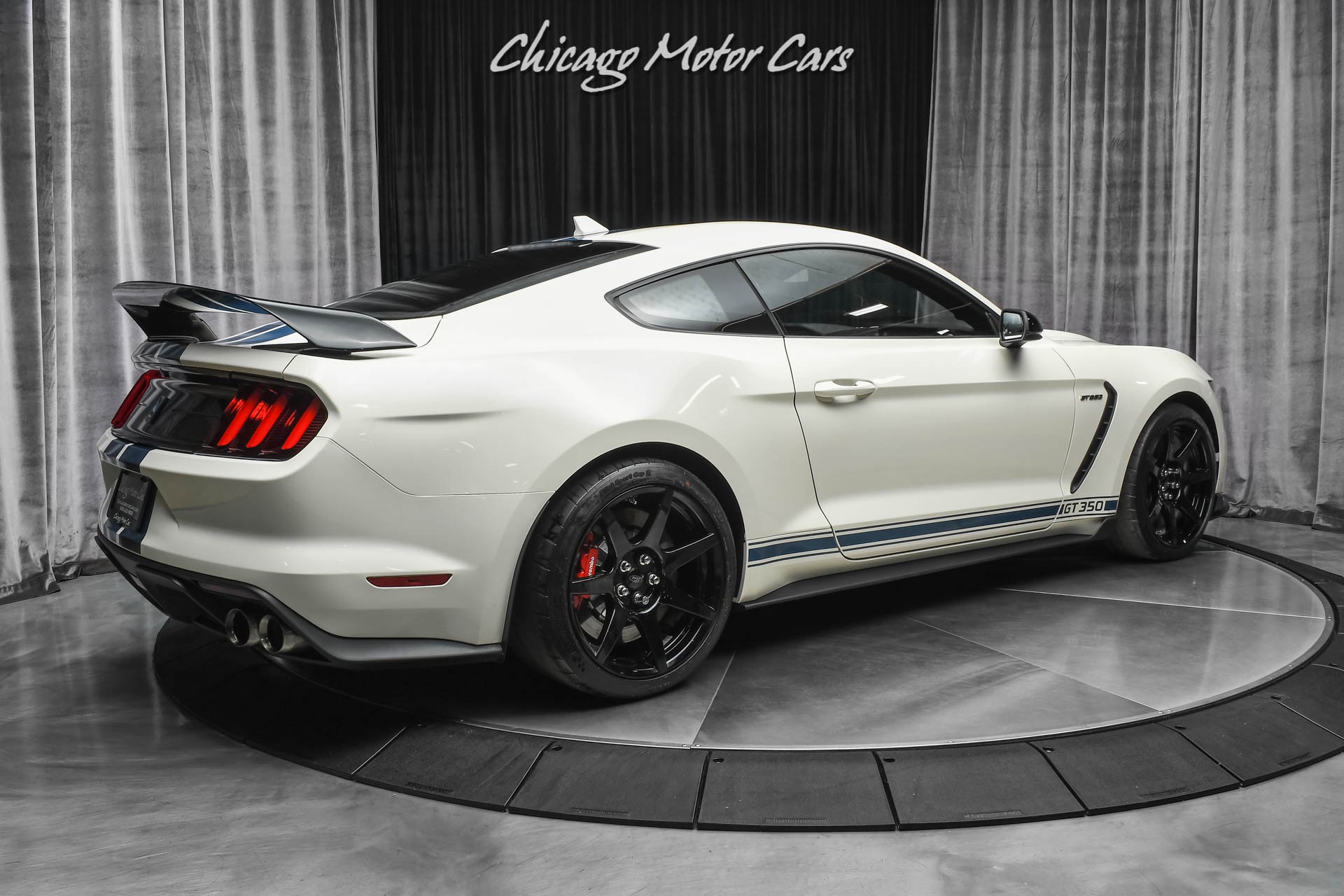 Used-2020-Ford-Mustang-Shelby-GT350R-Heritage-Package