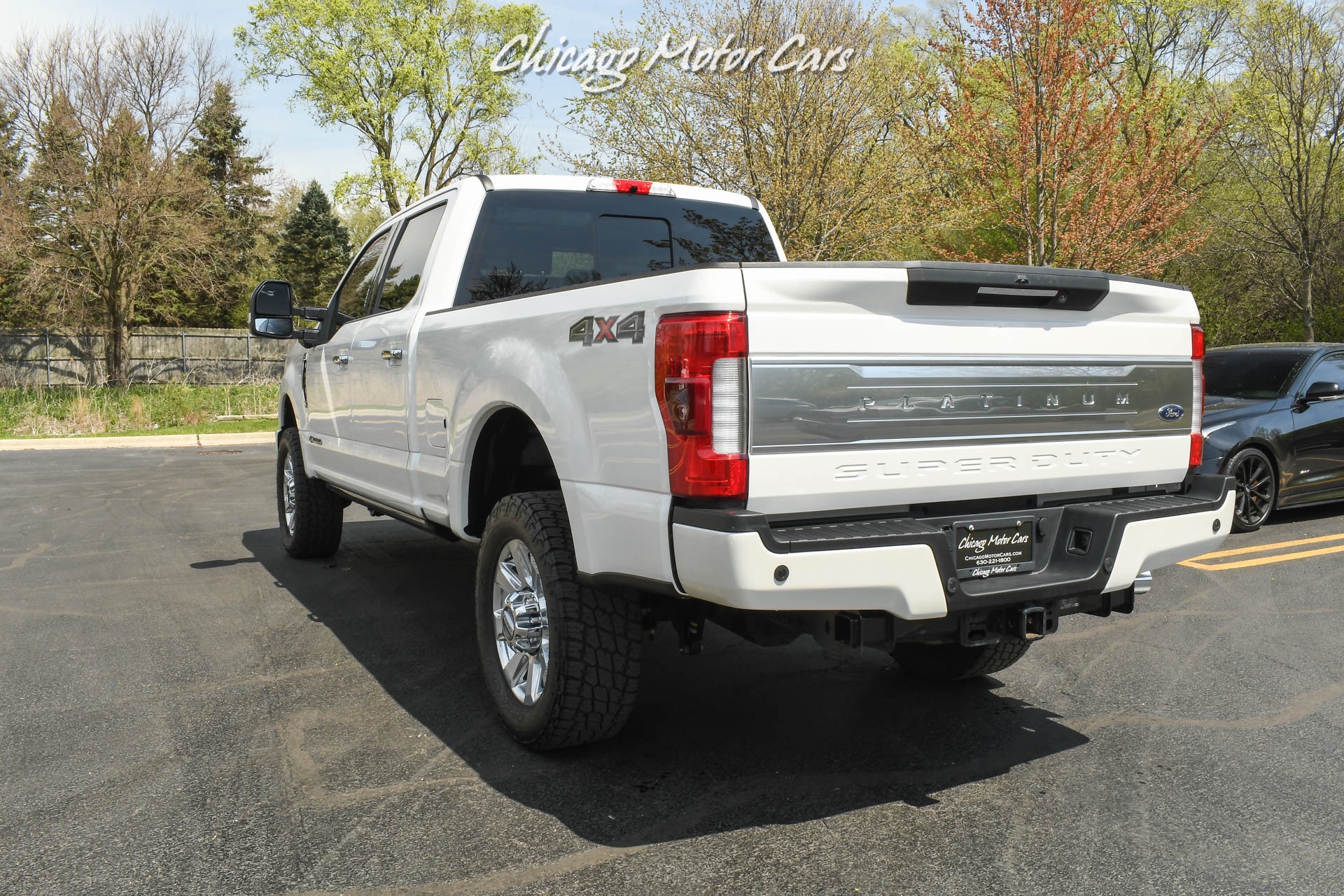 Used-2018-Ford-F-350-Super-Duty-Platinum-4X4-Platinum-Ultimate-Package-67L-Power-Stroke-V8-Diesel-Engine