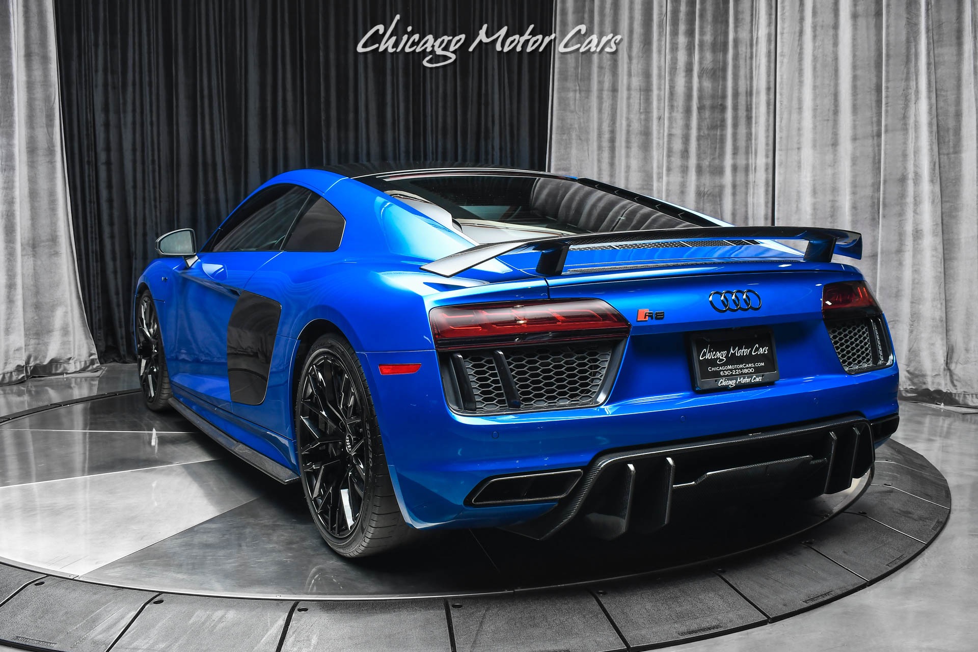 Used-2017-Audi-R8-52-quattro-V10-Plus-Vorsteiner-Carbon-Fiber-Diamond-Stitch-Leather