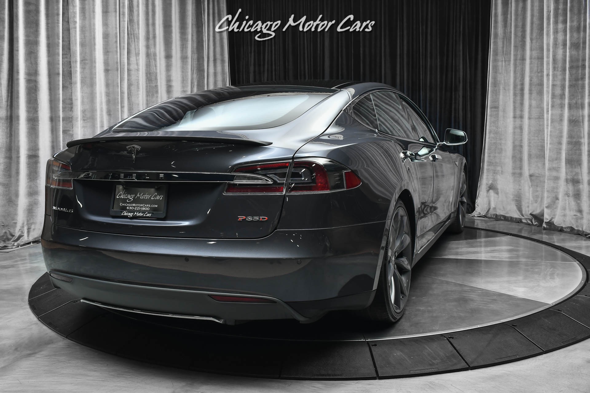 Used-2015-Tesla-Model-S-P85D-Sedan-MSRP-129200-Autopilot-Carbon-Fiber-Premium-Interior-Superchar