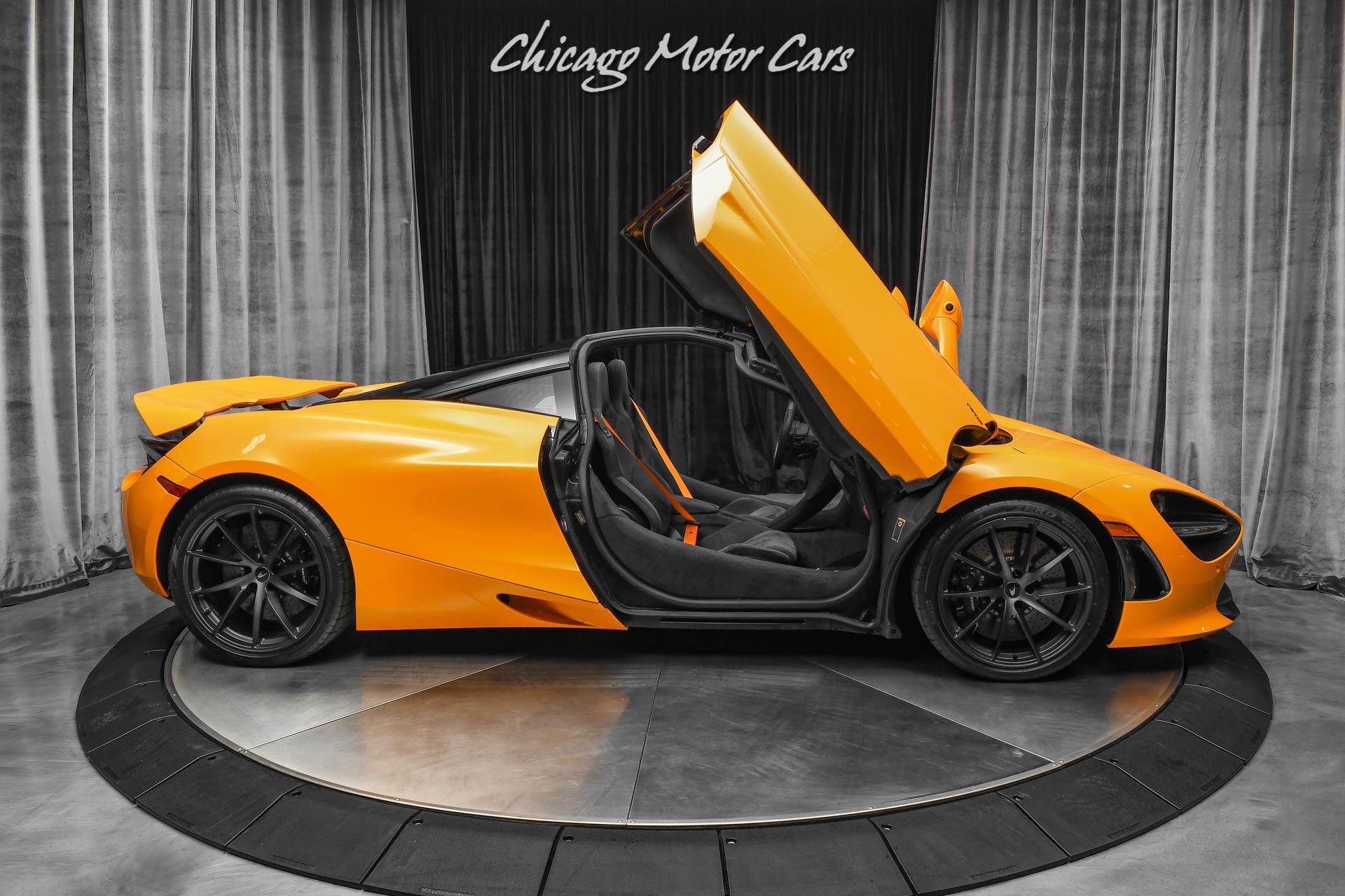 Used-2019-McLaren-720S-Performance-MSRP-364670-Carbon-Fiber-LOADED-Only-1500-Miles-Perfect