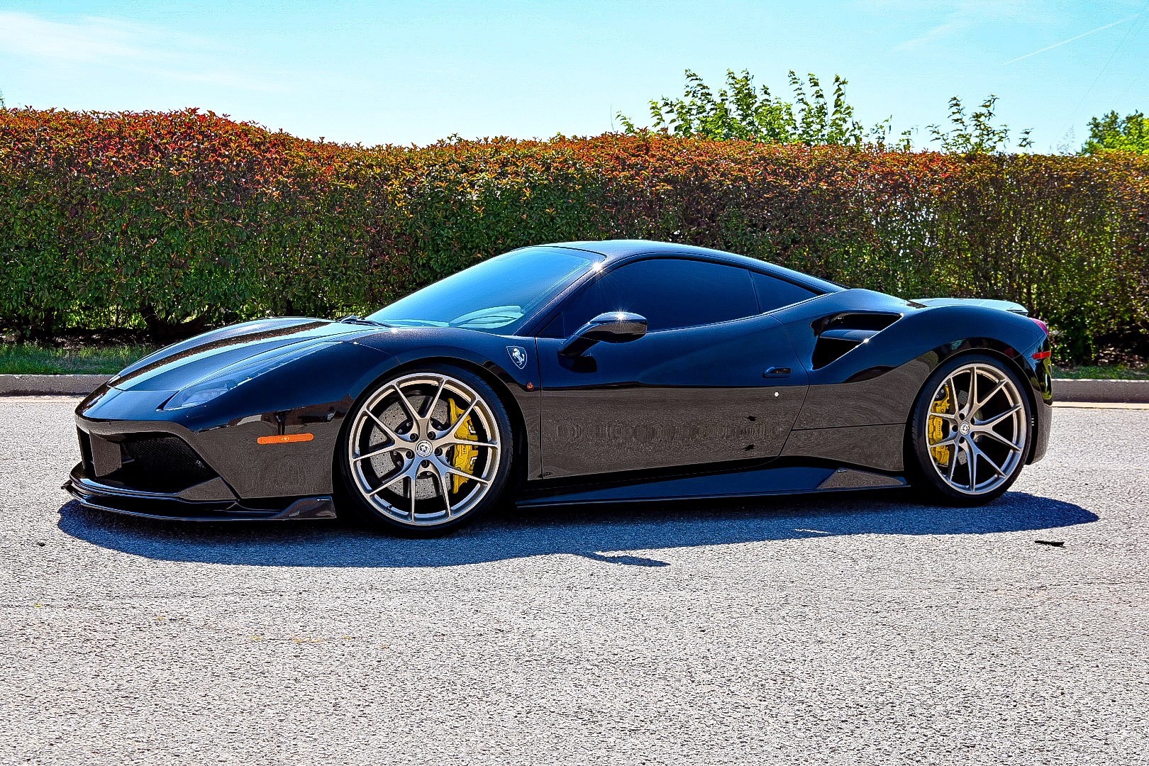 Used-2018-Ferrari-488-GTB-Coupe-Original-MSRP-345630--78k-in-Upgrades-Carbon-Fiber-HREs