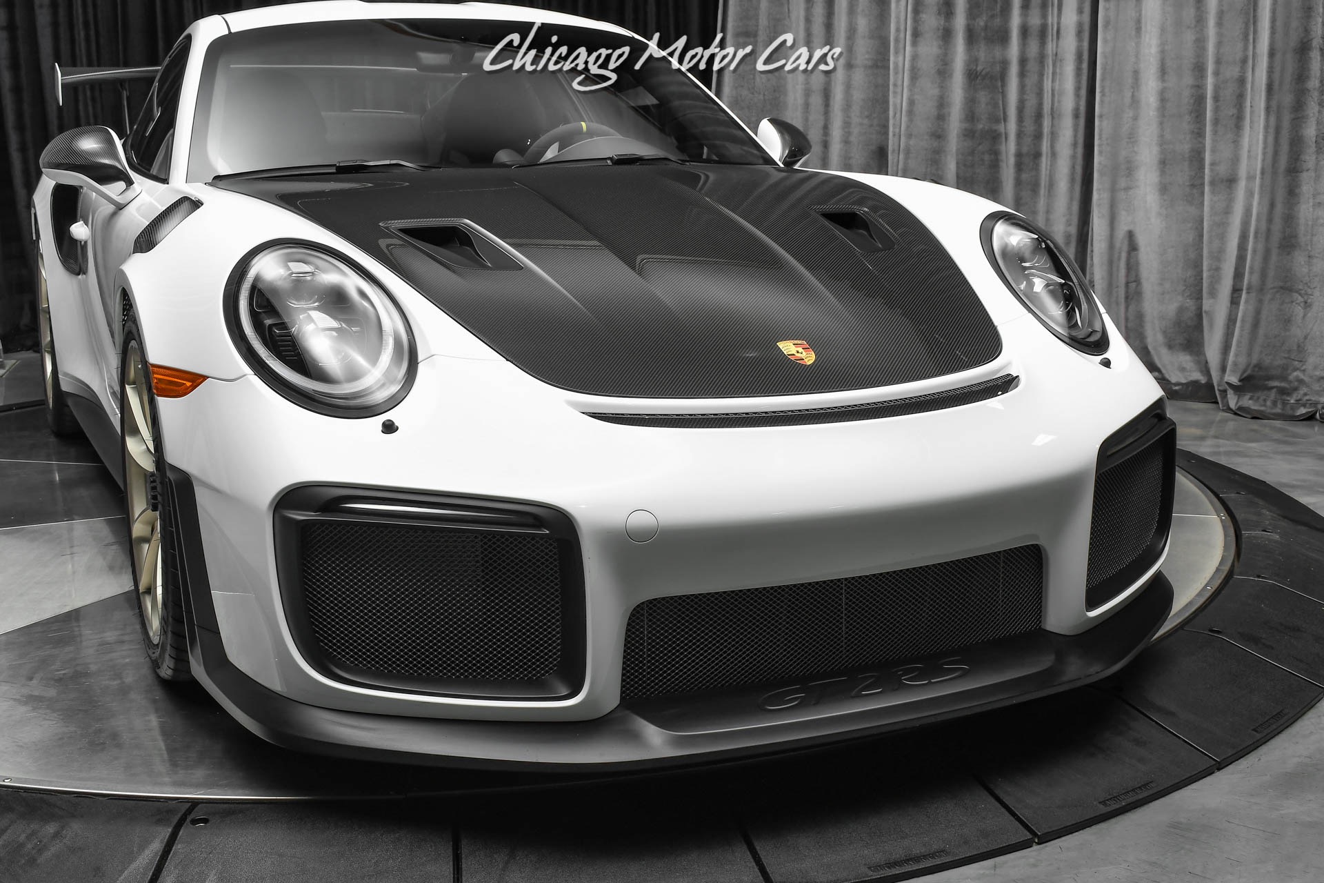 Used-2018-Porsche-911-GT2-RS-Only-1800-Miles-Carbon-Hood---Mirrors