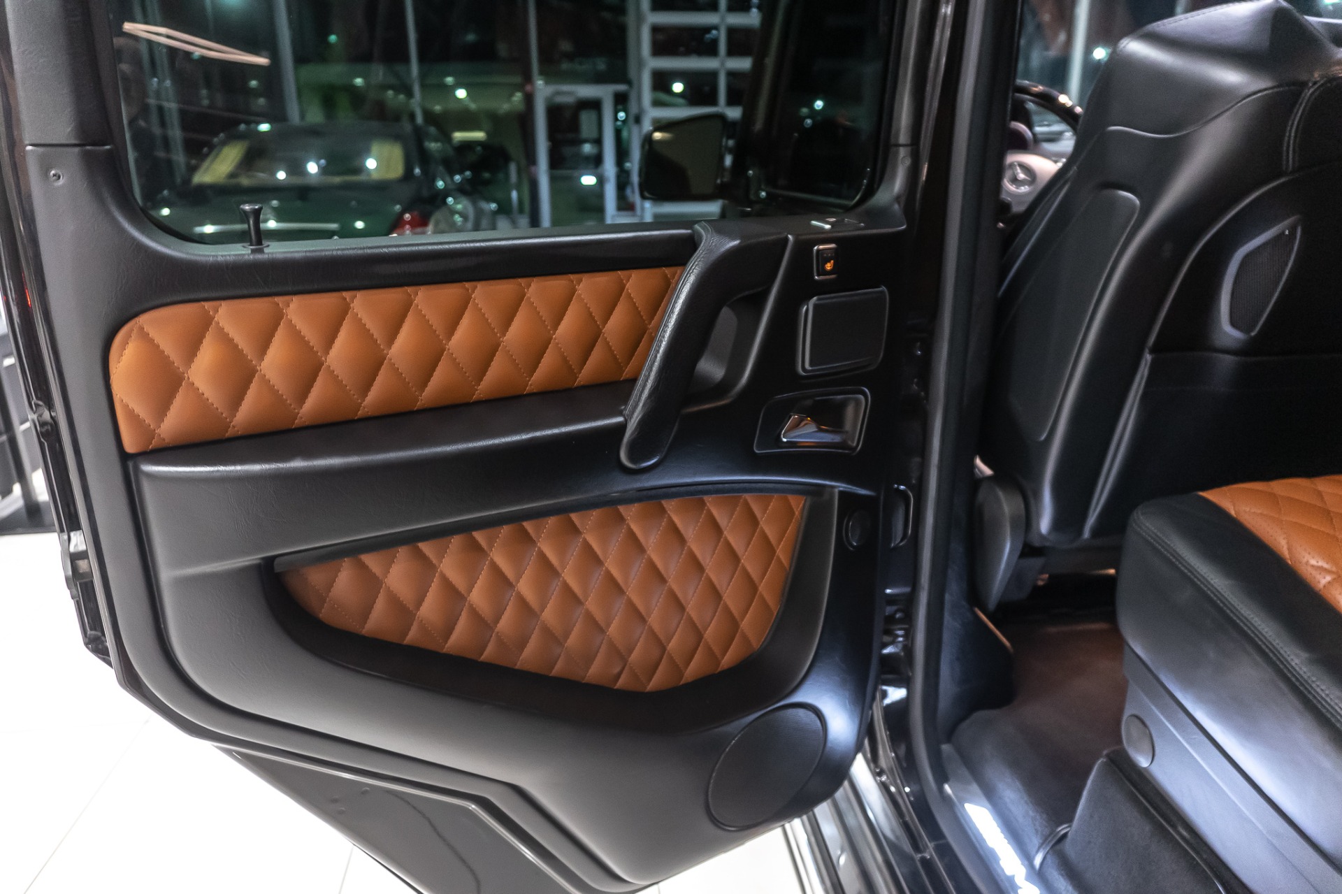 Used-2015-Mercedes-Benz-G63-AMG-SUV-DESIGNO-LEATHER-PKG-AMG-SPORT-SEATS
