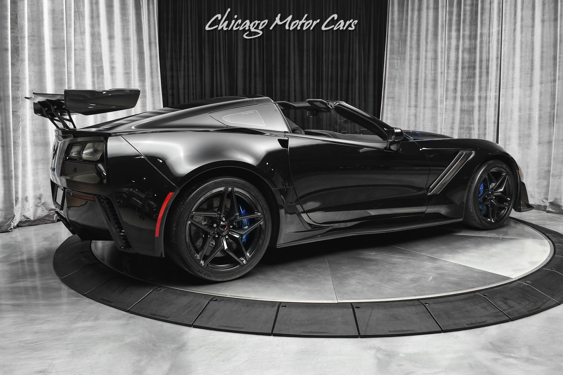 Used-2019-Chevrolet-Corvette-ZR1-3ZR-877-RWHP-Coupe-Manual-Transmission-ONLY-2k-Miles
