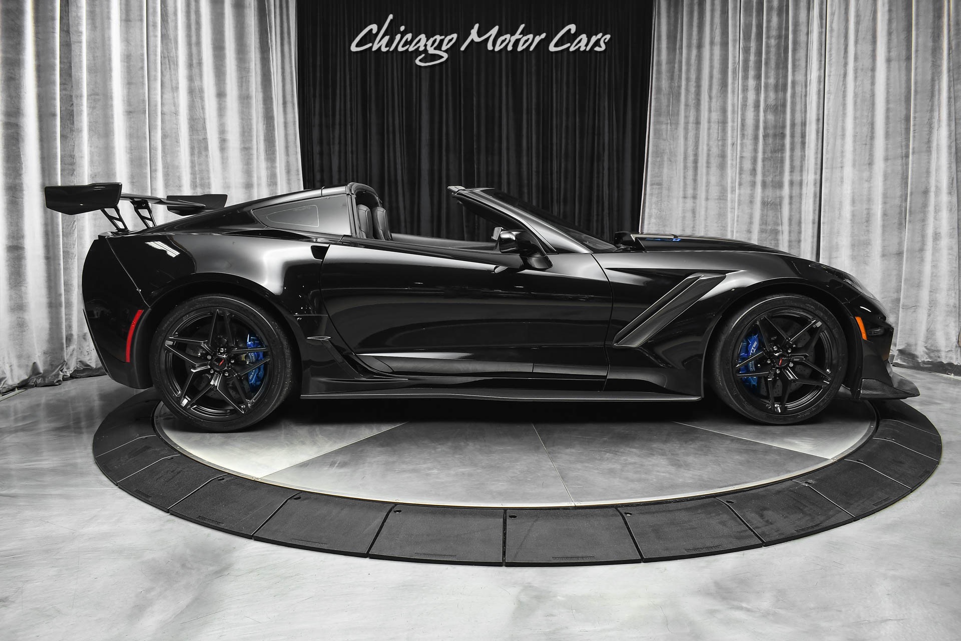 Used-2019-Chevrolet-Corvette-ZR1-3ZR-877-RWHP-Coupe-Manual-Transmission-ONLY-2k-Miles