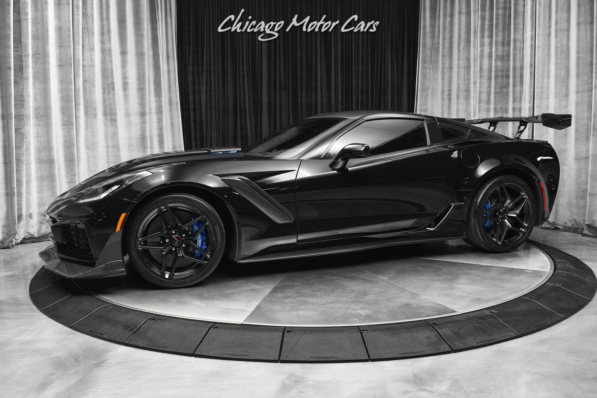 Used-2019-Chevrolet-Corvette-ZR1-3ZR-877-RWHP-Coupe-Manual-Transmission-ONLY-2k-Miles