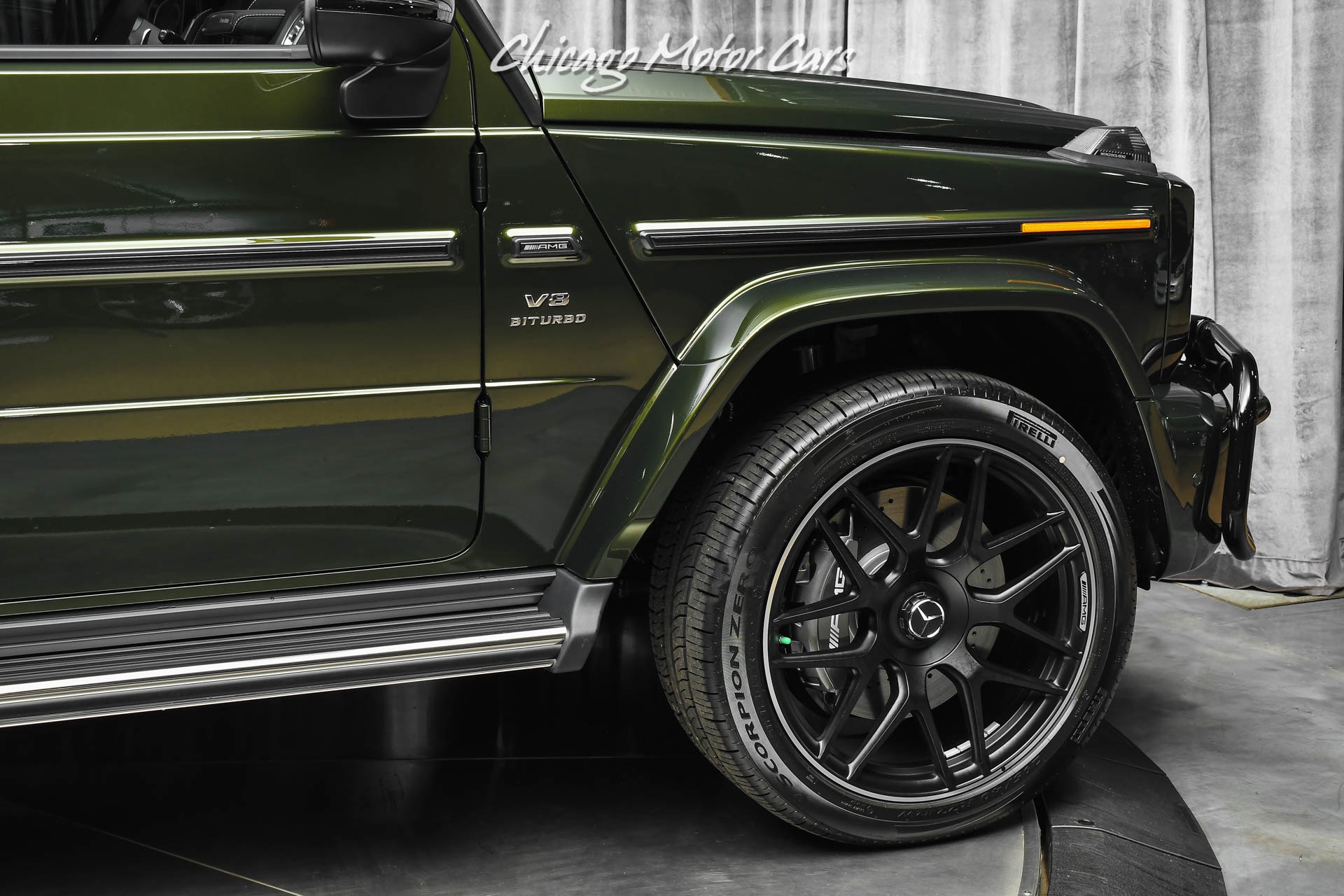 Used-2021-Mercedes-Benz-G63-AMG-G-Manufaktur-Olive-Metallic-Interior-Package-PLUS-Carbon-Fiber