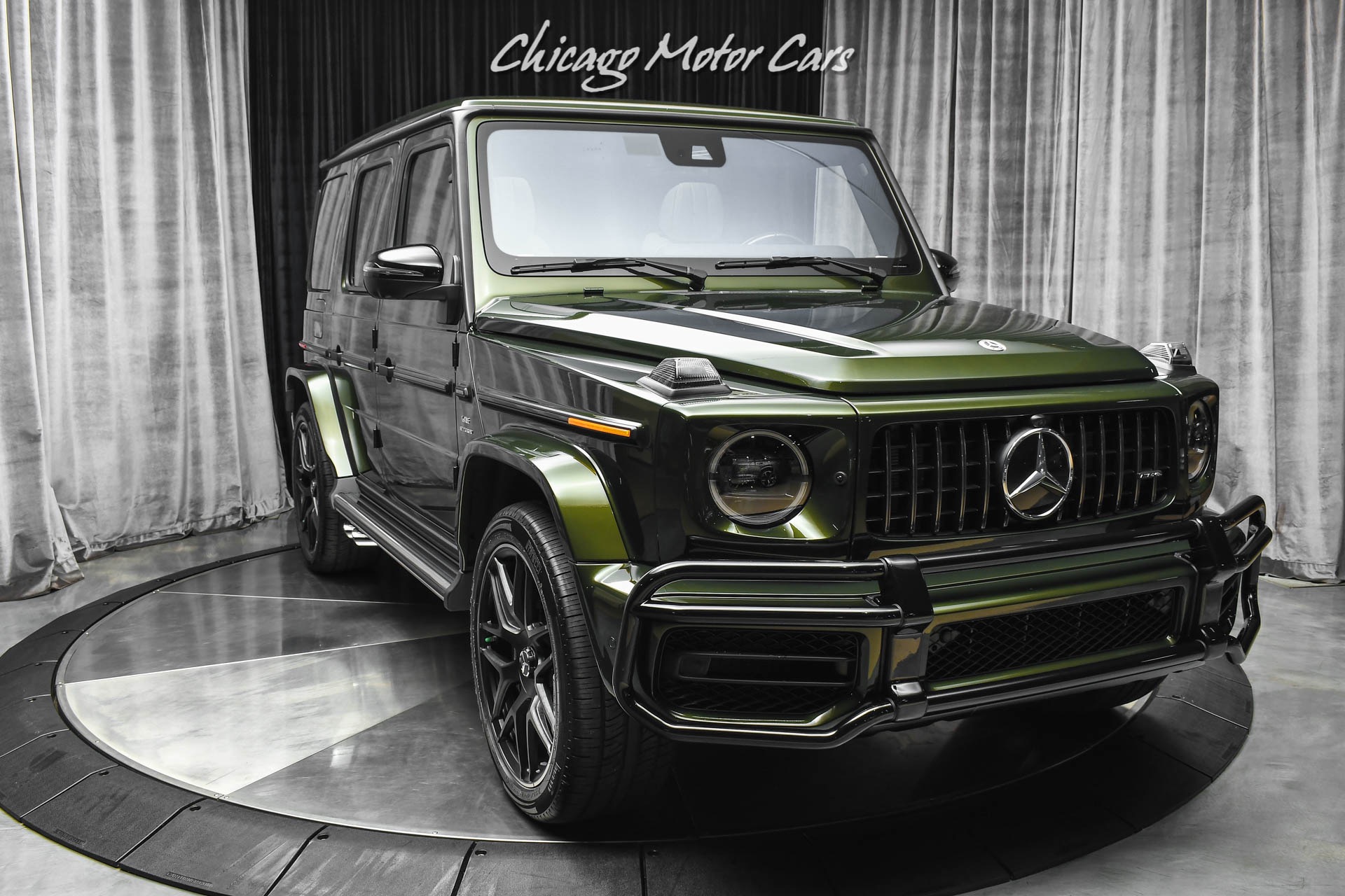 Used-2021-Mercedes-Benz-G63-AMG-G-Manufaktur-Olive-Metallic-Interior-Package-PLUS-Carbon-Fiber