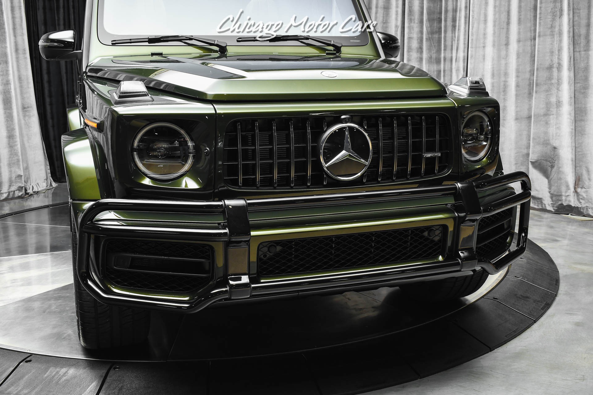 Used-2021-Mercedes-Benz-G63-AMG-G-Manufaktur-Olive-Metallic-Interior-Package-PLUS-Carbon-Fiber