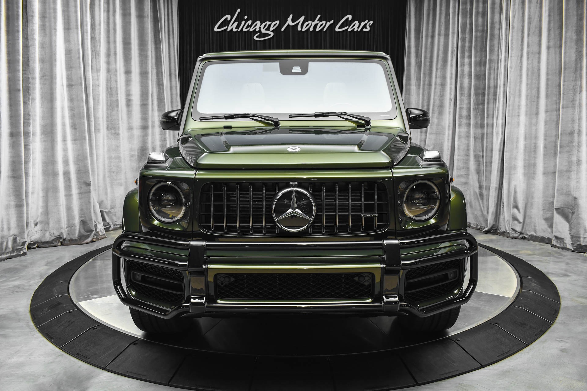 Used-2021-Mercedes-Benz-G63-AMG-G-Manufaktur-Olive-Metallic-Interior-Package-PLUS-Carbon-Fiber