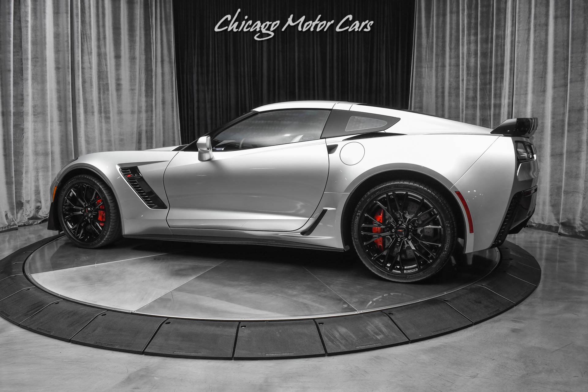 Used-2016-Chevrolet-Corvette-Z06-3LZ-Z07-PERFORMANCE-PKG-SUPER-LOW-MILES