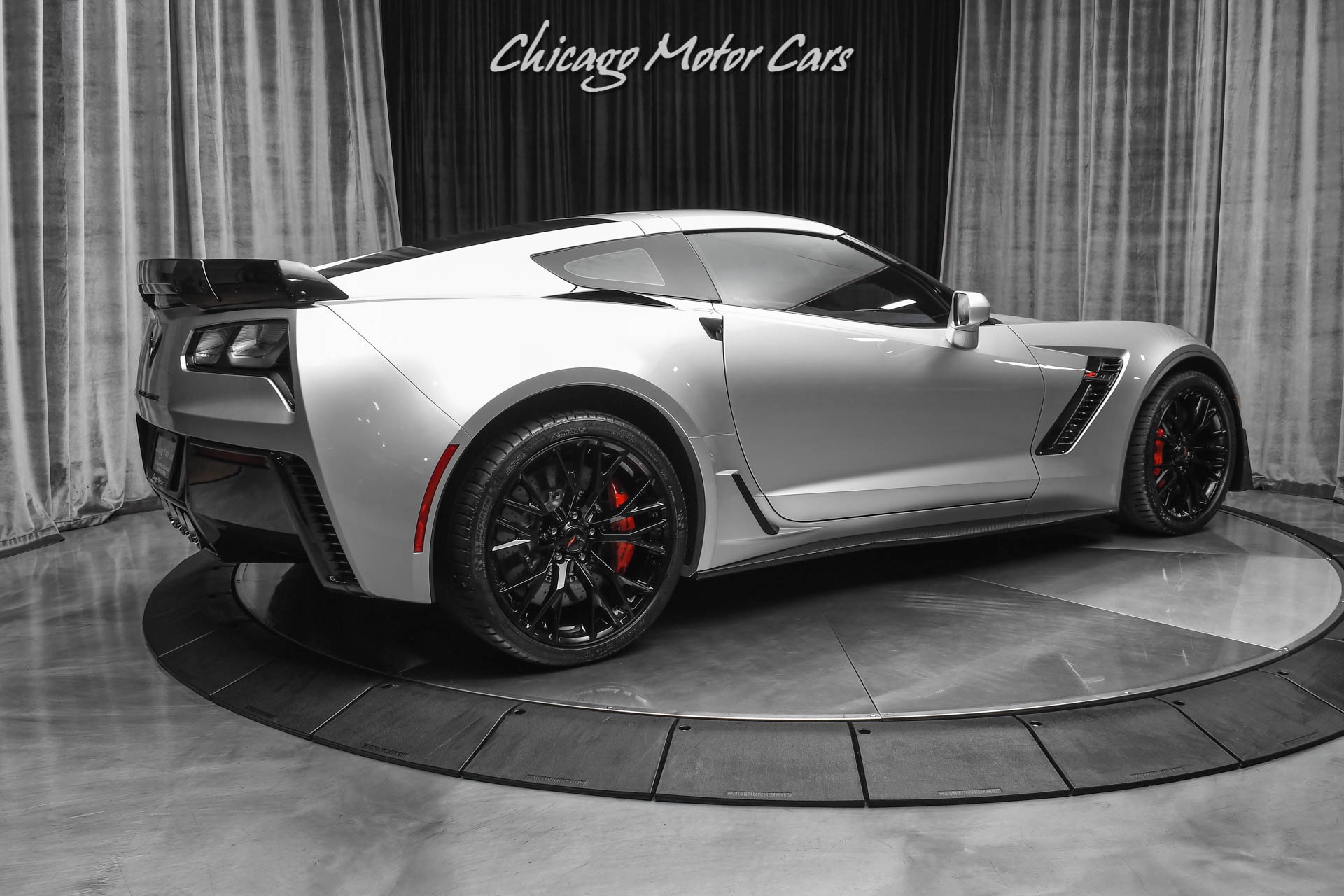 Used-2016-Chevrolet-Corvette-Z06-3LZ-Z07-PERFORMANCE-PKG-SUPER-LOW-MILES