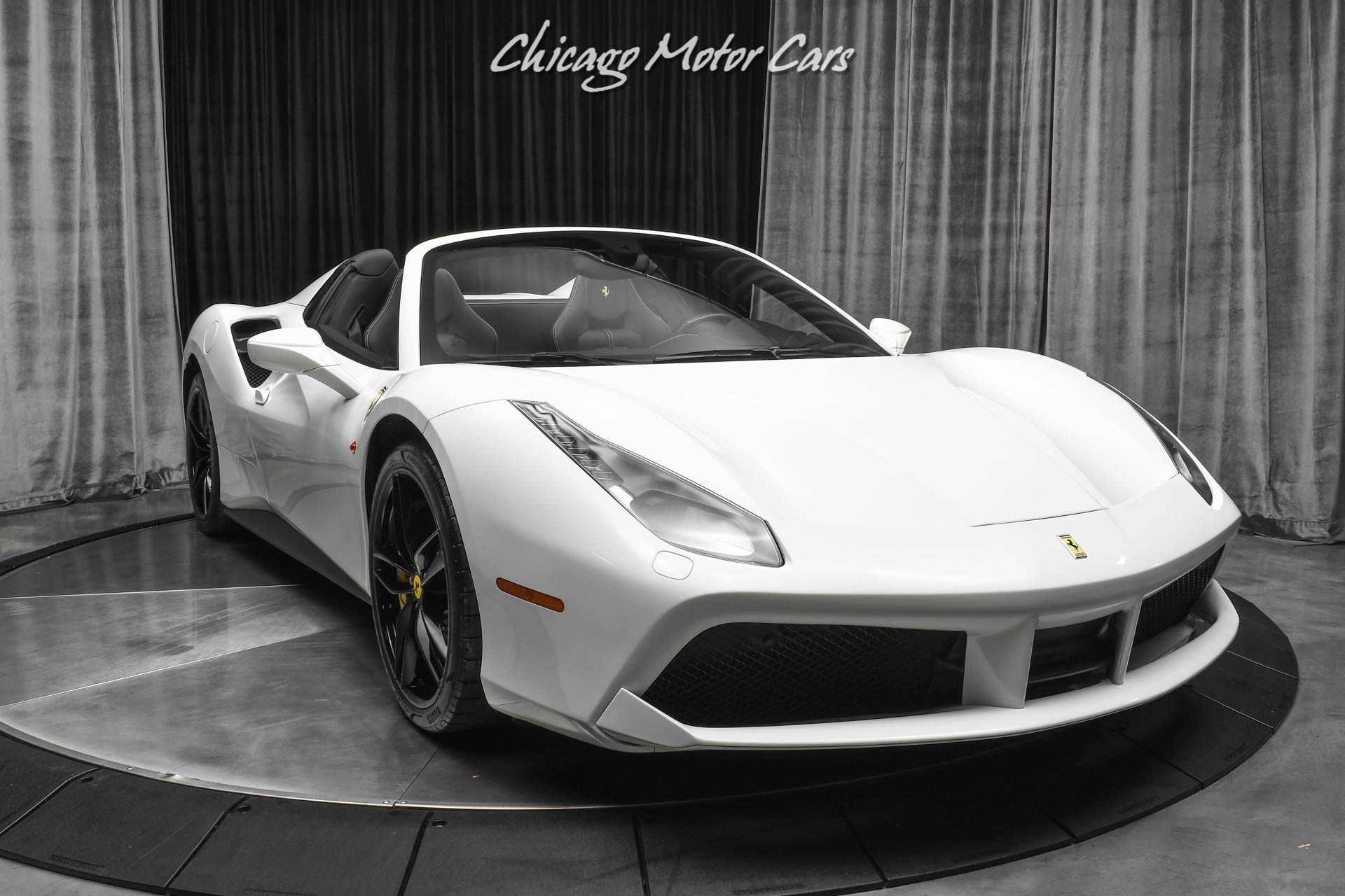 Used-2019-Ferrari-488-Spider-Carbon-Fiber-Race-Seats-Carbon-Fiber-Racing-Package-LOADED