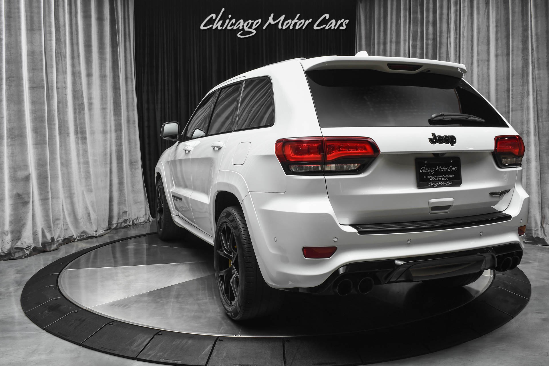 Used-2018-Jeep-Grand-Cherokee-Trackhawk-98kMSRP-Signature-Leather-Package-Pano-Sunroof