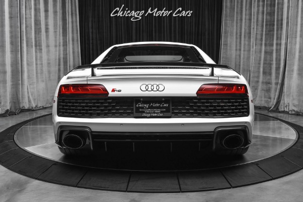 Used 2020 Audi R8 5.2 Quattro V10 Performance Coupe Sport PKG Only 4900 Miles Carbon Fiber for sale Sold at Chicago Motor Cars in West Chicago IL 60185 4
