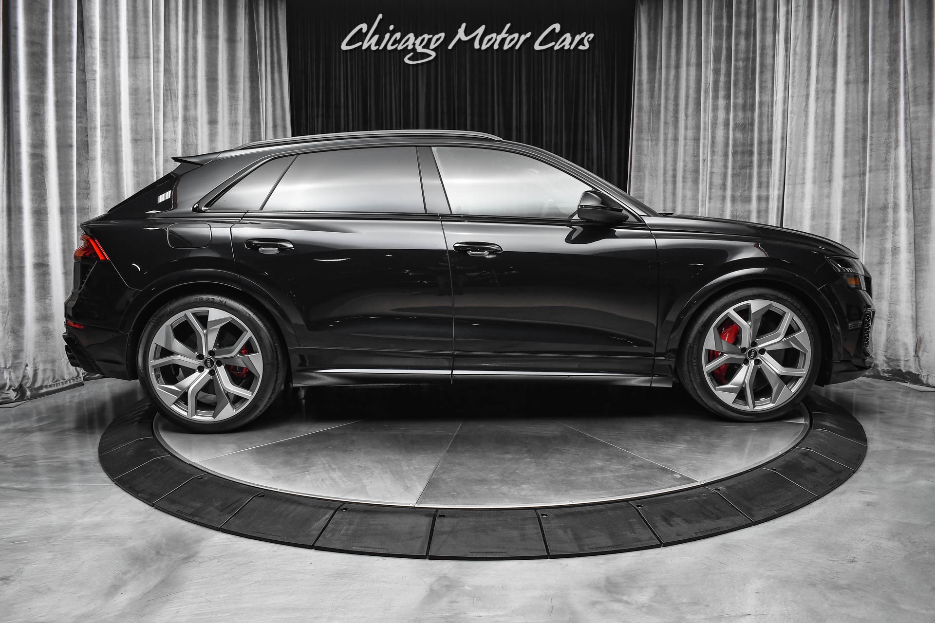 Used-2021-Audi-RS-Q8-40T-quattro-Red-Ceramic-Brakes-Driver-Assist-Package-Black-Optics-Pack