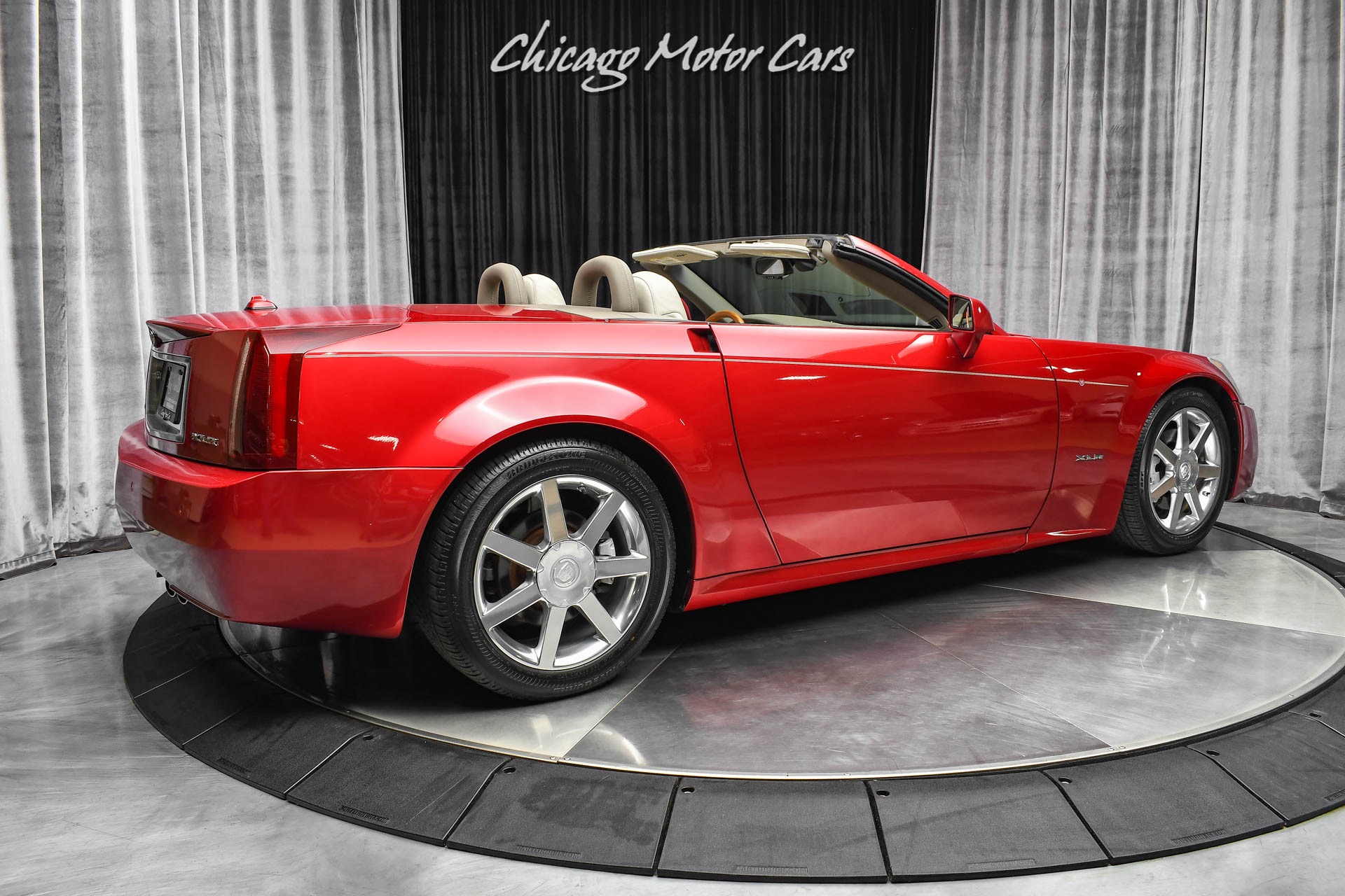 Used-2004-Cadillac-XLR-Extremely-Clean-Example-ONLY-66680-MILES-Navigation-BOSE-Sound
