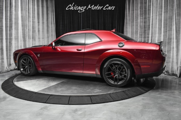Used 2018 Dodge Challenger SRT Hellcat Widebody SUNROOF! SATIN BLACK HOOD! for sale Sold at Chicago Motor Cars in West Chicago IL 60185 3