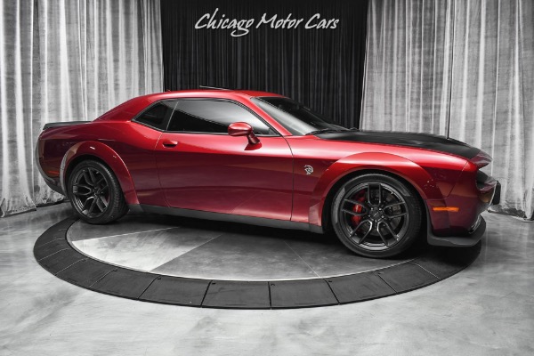 Used 2018 Dodge Challenger SRT Hellcat Widebody SUNROOF! SATIN BLACK HOOD! for sale Sold at Chicago Motor Cars in West Chicago IL 60185 6