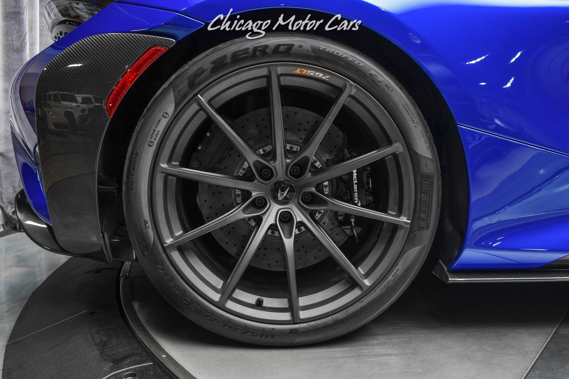 Used-2021-McLaren-765LT-Coupe-MSO-Club-Sport-Pro-Pack-Carbon-Fiber-Pack-RARE-MSO-Burton-Blue