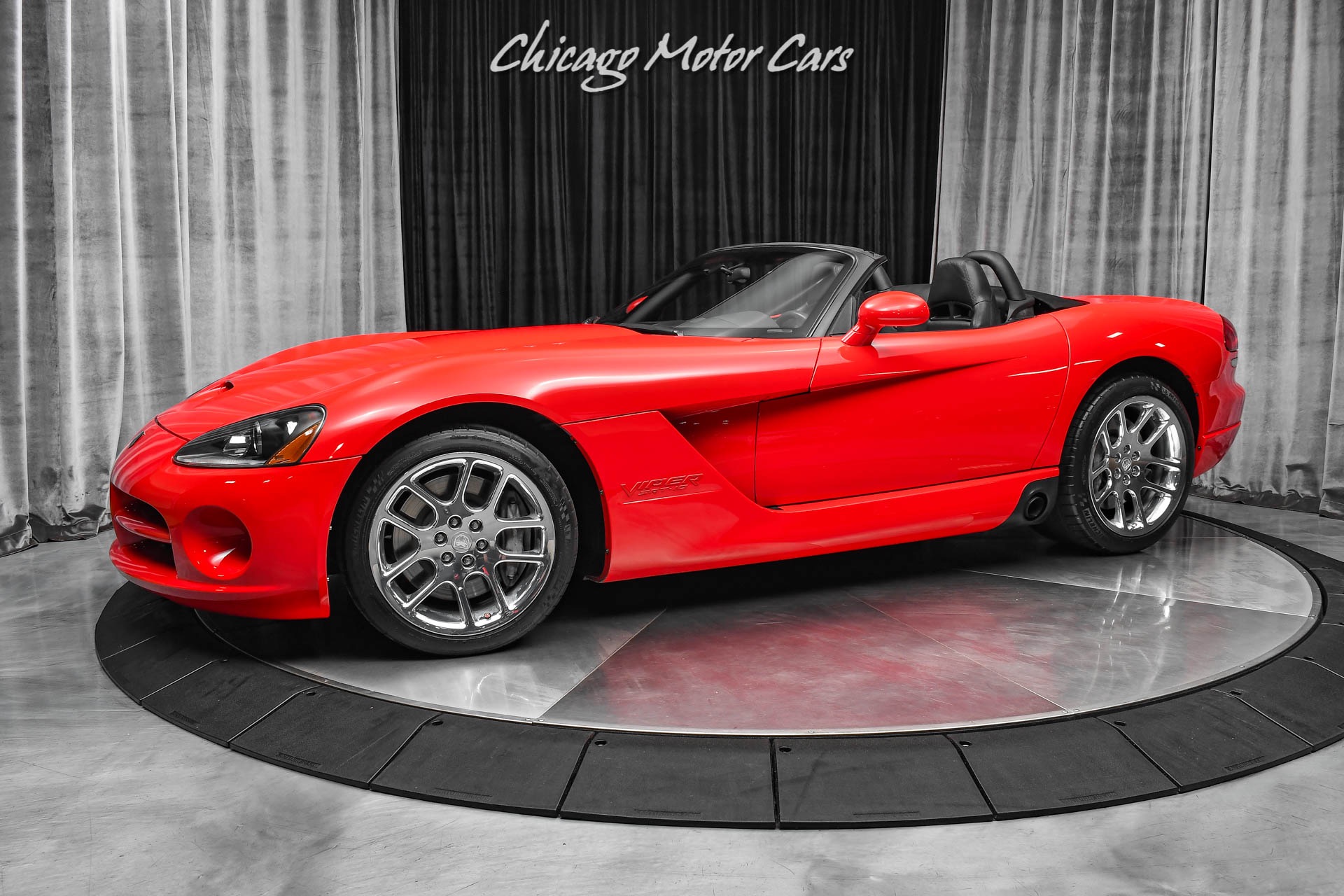 Used-2003-Dodge-Viper-SRT-10-Convertible-LOW-Miles-6-Speed-Manual