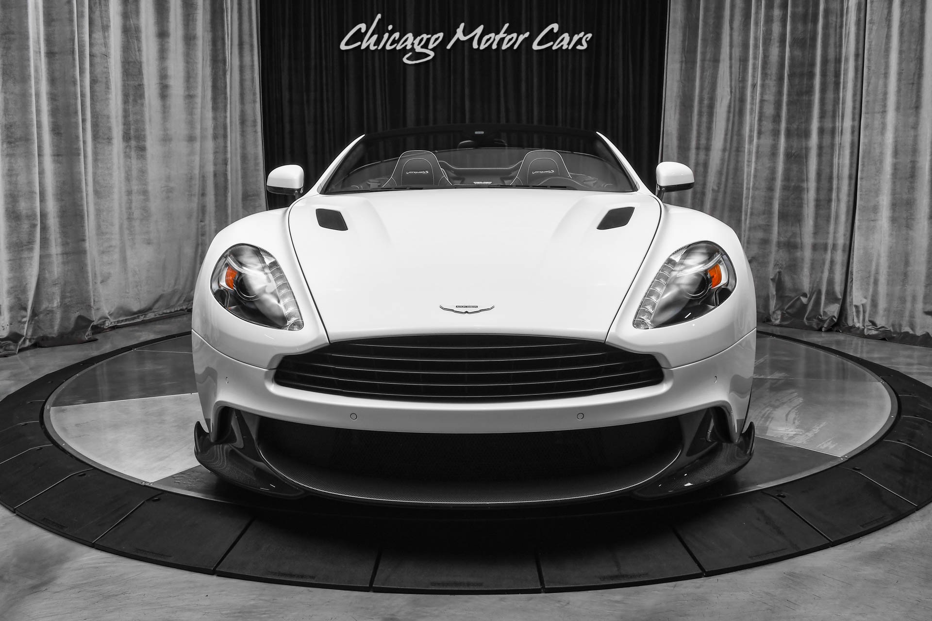 Used-2018-Aston-Martin-Vanquish-S-Volante-349k-MSRP-Loaded-with-Carbon-Fiber-Only-6400-Miles