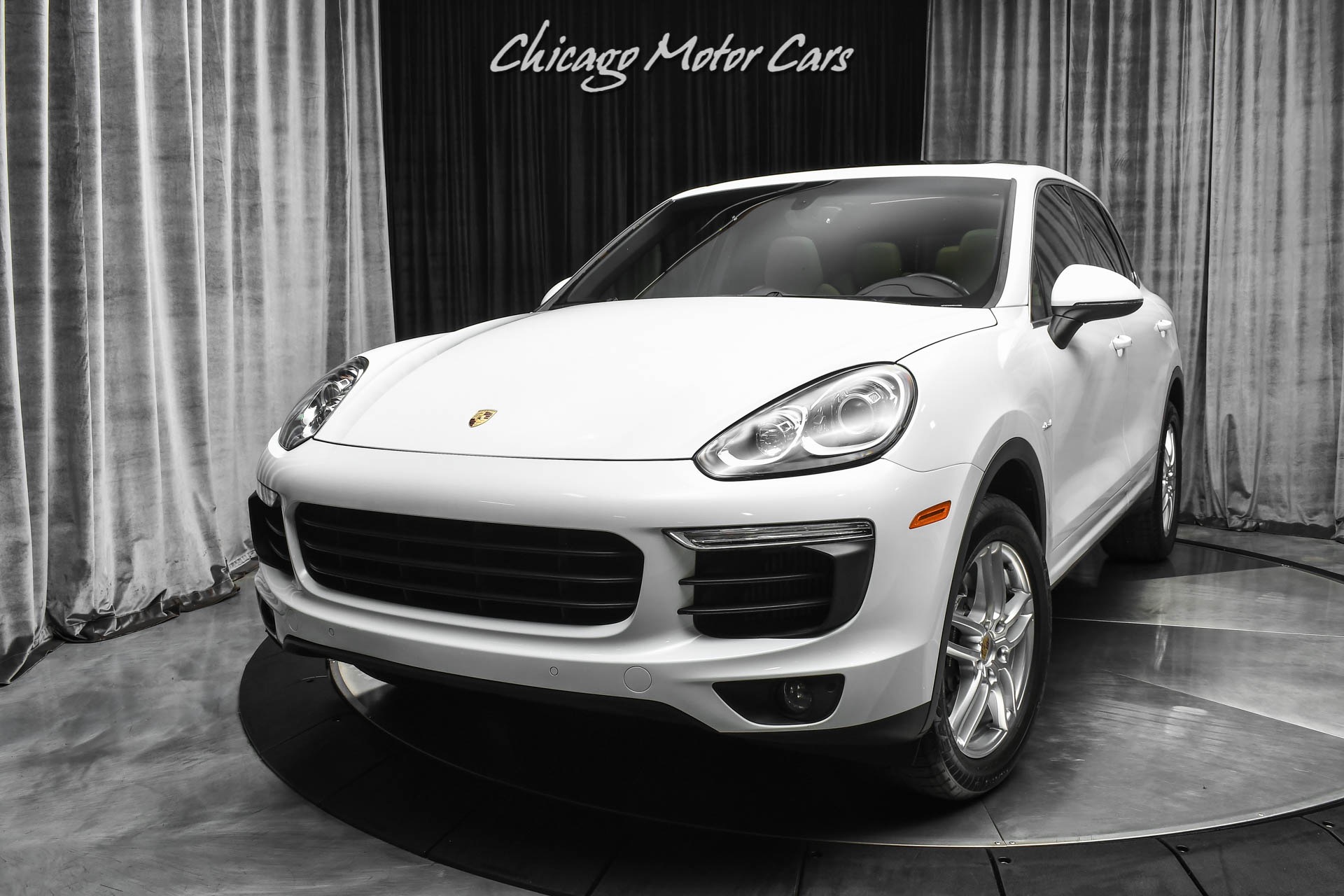 Used-2016-Porsche-Cayenne-Diesel-SUV-PREMIUM-PKG-PANORAMIC-SUNROOF-BOSE-AUDIO