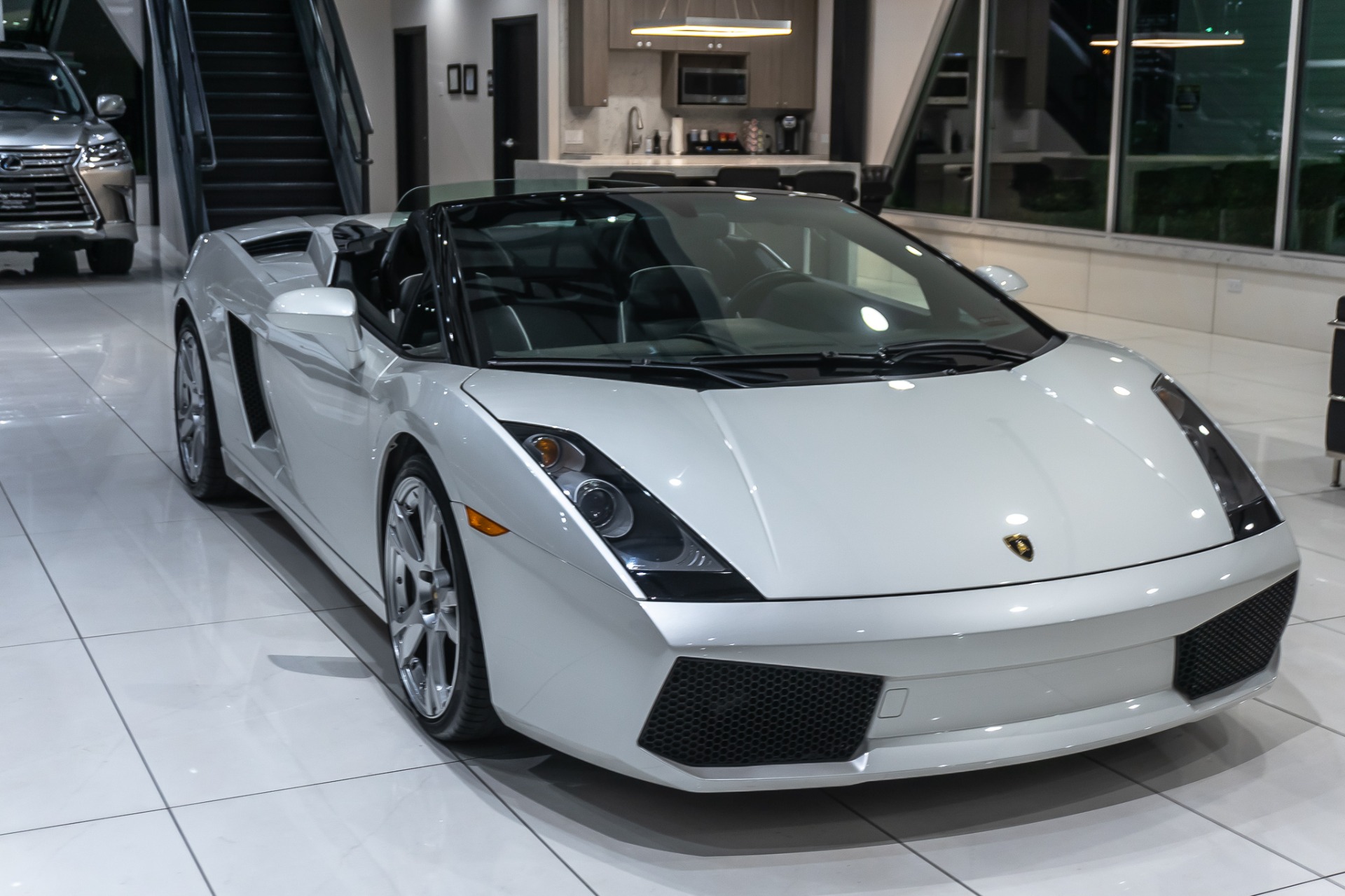 Used-2008-Lamborghini-Gallardo-Spyder-V10-AWD-BALLOON-WHITE-SERVICED-CERAMIC-COATED