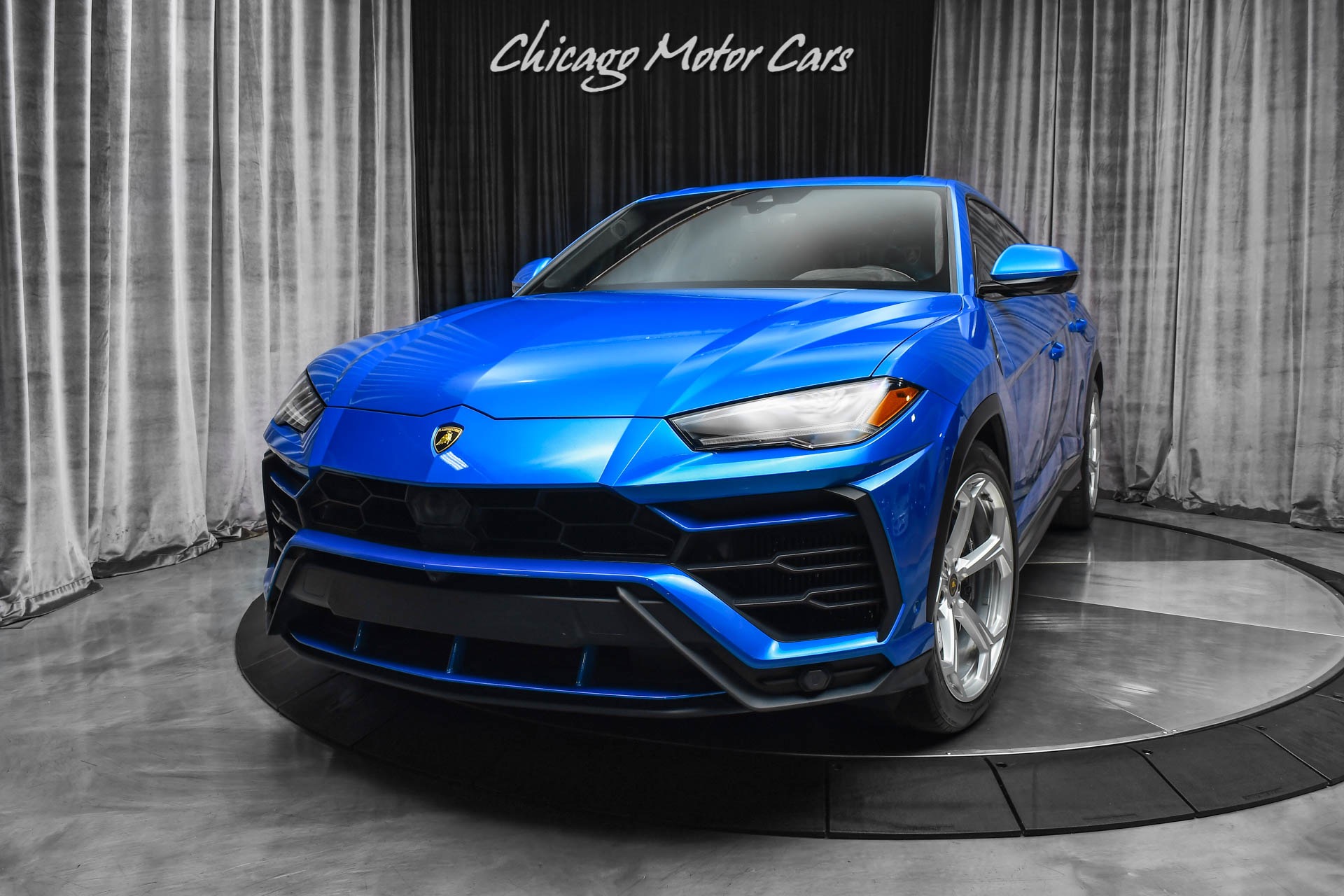 Lamborghini urus sound