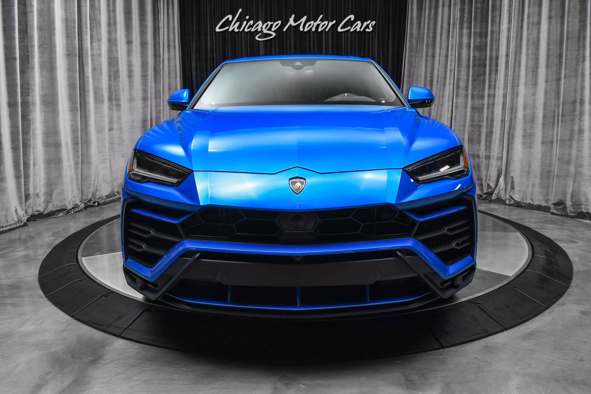 Lamborghini urus sound