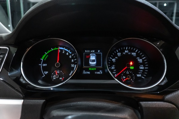 Used-2016-Volkswagen-Jetta-Hybrid-SEL-Premium-SEDAN-48-MPG-LOADED