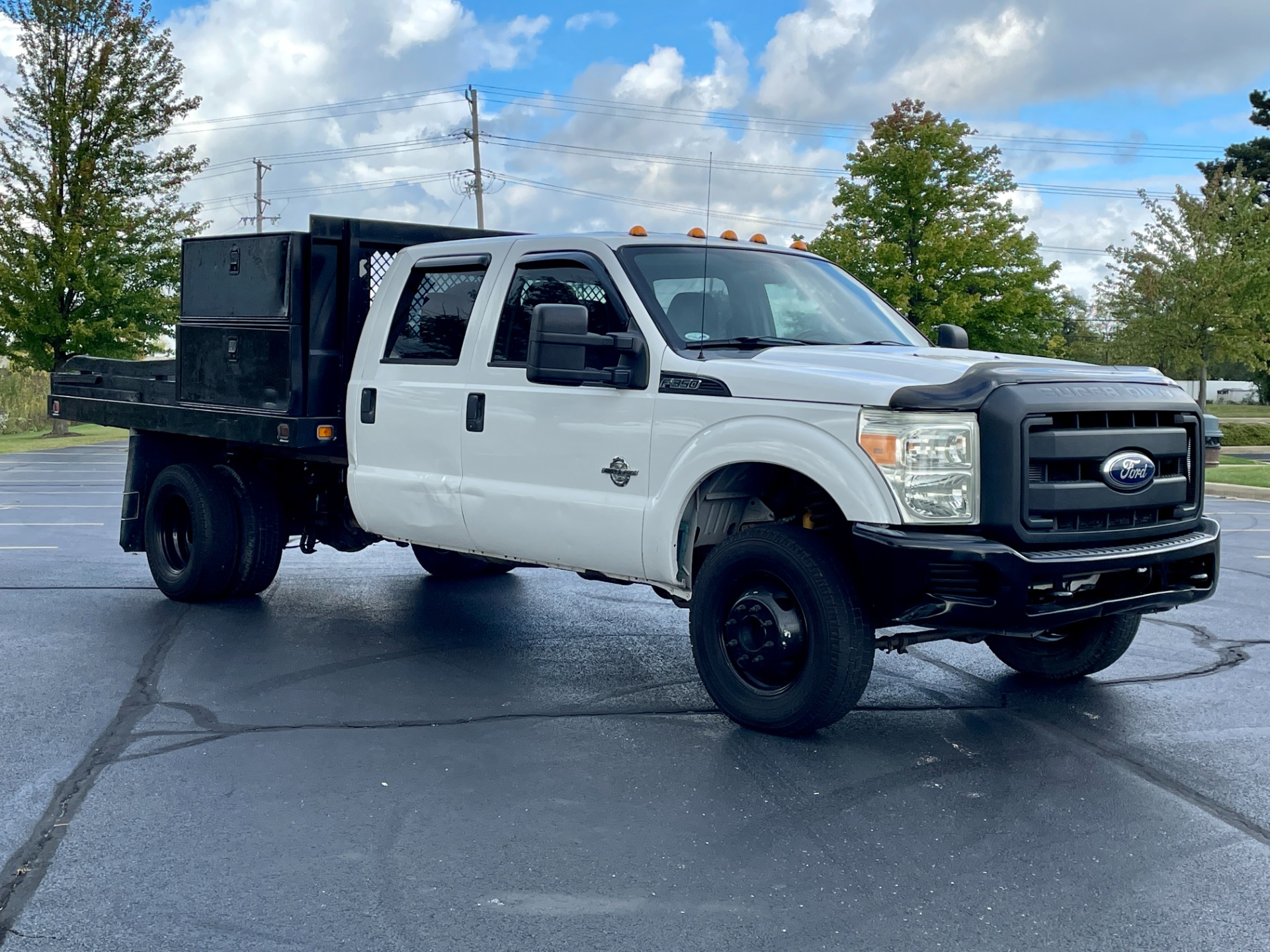 Used-2011-Ford-F-350-Super-Duty-XL-4x4-Crew-Cab---67-PowerStroke-Diesel---Flat-Bed