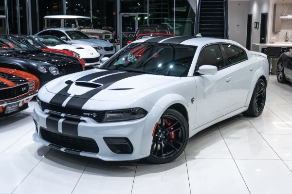 Used 2020 Dodge Charger SRT Hellcat Widebody HARMAN KARDON SOUND! CARBON DUAL STRIPE! for sale Sold at Chicago Motor Cars in West Chicago IL 60185 3