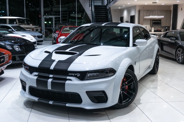 Used 2020 Dodge Charger SRT Hellcat Widebody HARMAN KARDON SOUND! CARBON DUAL STRIPE! for sale Sold at Chicago Motor Cars in West Chicago IL 60185 4