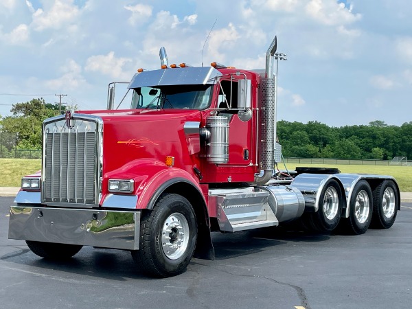 Used 2014 Kenworth W900 Quad Axle Day Cab - CUMMINS ISX-550 Horsepower-13 Speed Manual-Wet Kit for sale Sold at Chicago Motor Cars in West Chicago IL 60185 1