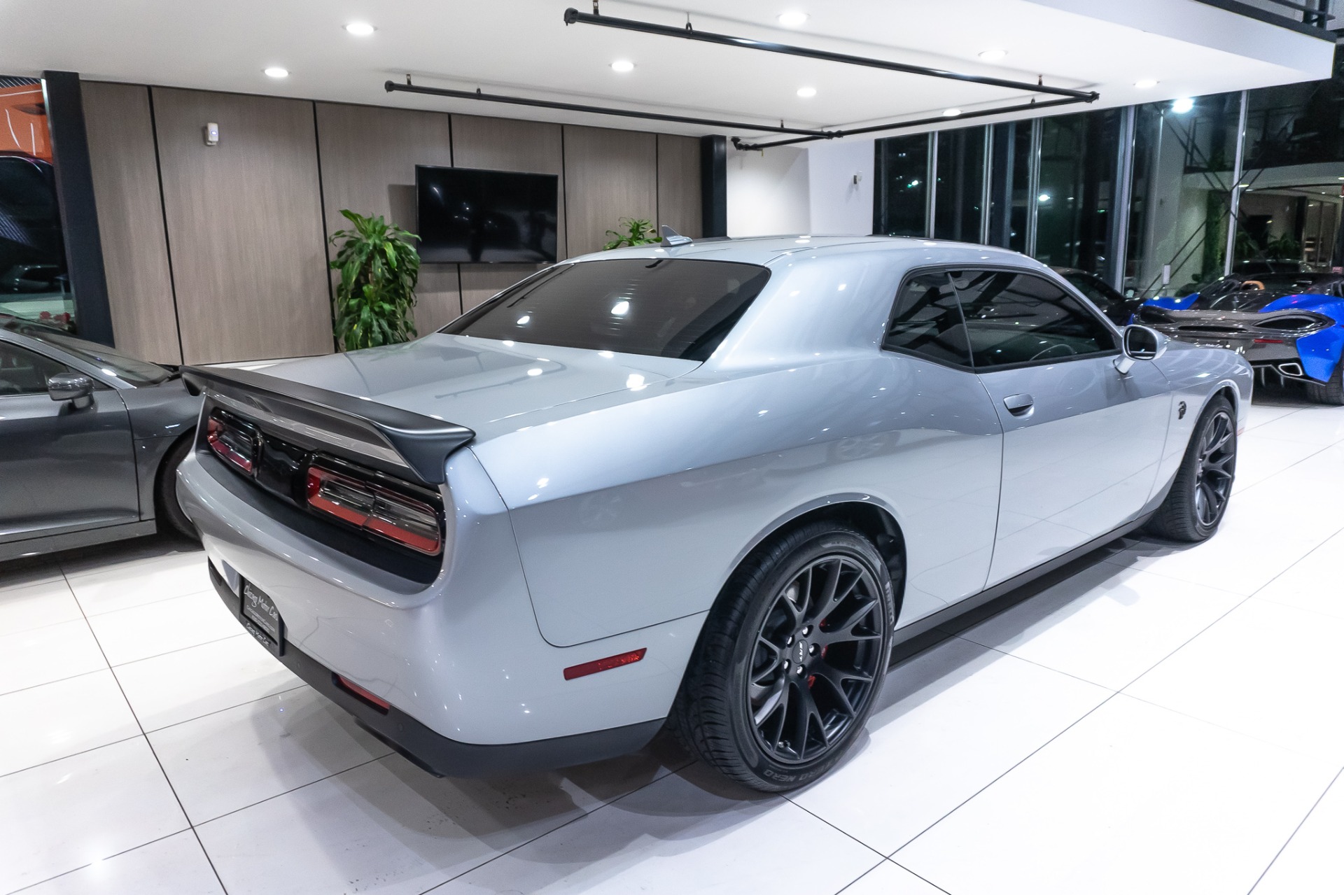 Used-2019-Dodge-Challenger-SRT-Hellcat-DRIVER-CONVENIENCE-PLUS-PACKAGE-MANUAL-TRANSMISSION-SPOILER