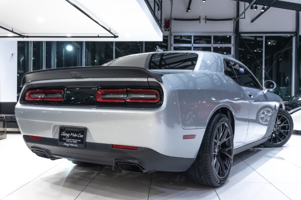 Used-2019-Dodge-Challenger-SRT-Hellcat-DRIVER-CONVENIENCE-PLUS-PACKAGE-MANUAL-TRANSMISSION-SPOILER