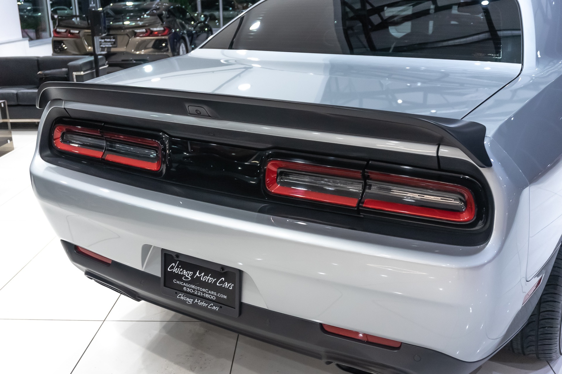 Used-2019-Dodge-Challenger-SRT-Hellcat-DRIVER-CONVENIENCE-PLUS-PACKAGE-MANUAL-TRANSMISSION-SPOILER