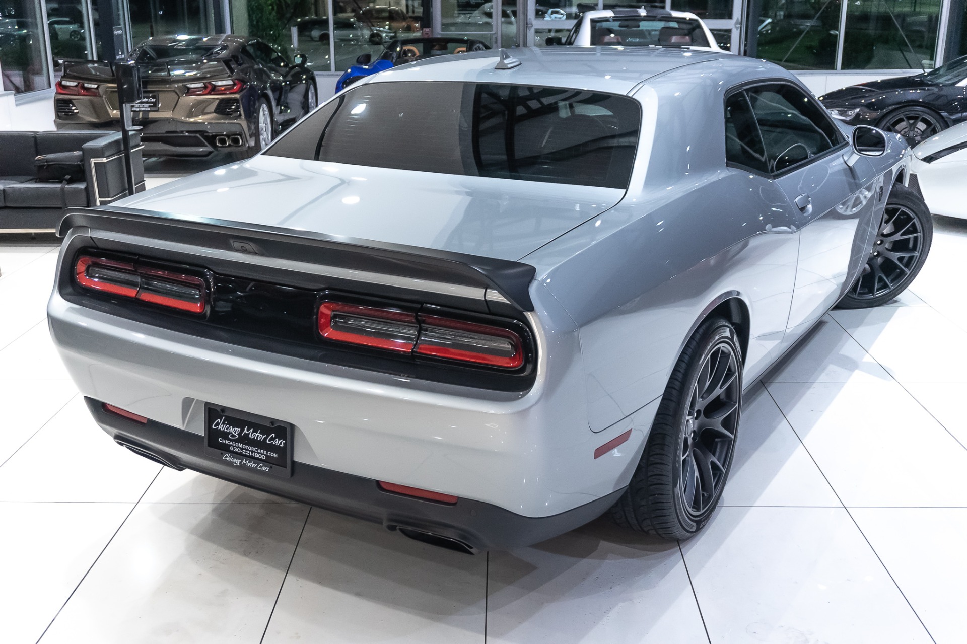 Used-2019-Dodge-Challenger-SRT-Hellcat-DRIVER-CONVENIENCE-PLUS-PACKAGE-MANUAL-TRANSMISSION-SPOILER