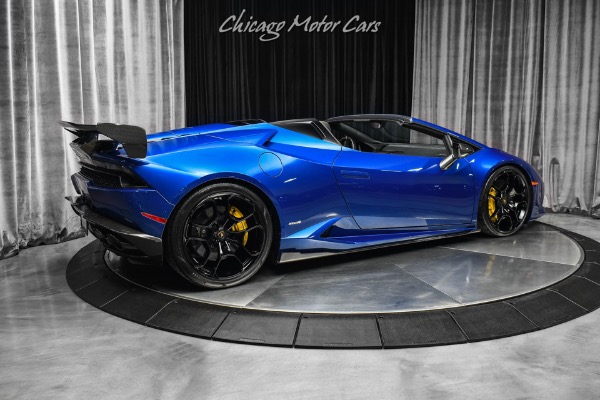 Used 2017 Lamborghini Huracan LP610-4 Spyder Original MSRP $307k+ Tons of Carbon Fiber! for sale Sold at Chicago Motor Cars in West Chicago IL 60185 5