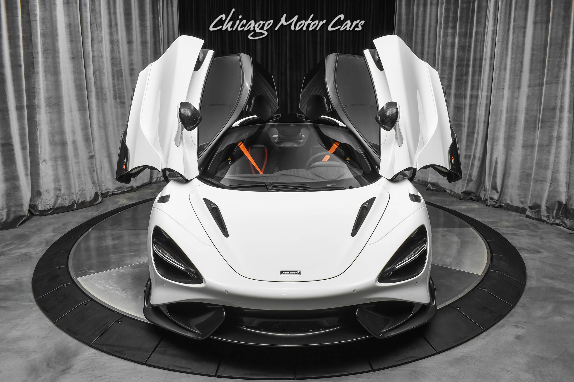 Used-2021-McLaren-765LT-Coupe--108-of-765-Lift-System-Only-1900-Miles-Carbon-Fiber-LOADED