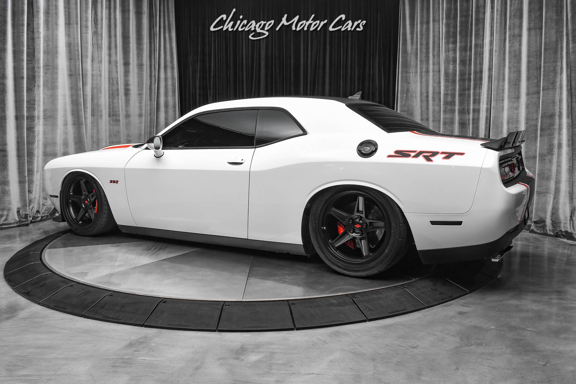 Used-2018-Dodge-Challenger-SRT-392-Accuair-E-Leveler-Only-11k-Miles-64L-HEMI