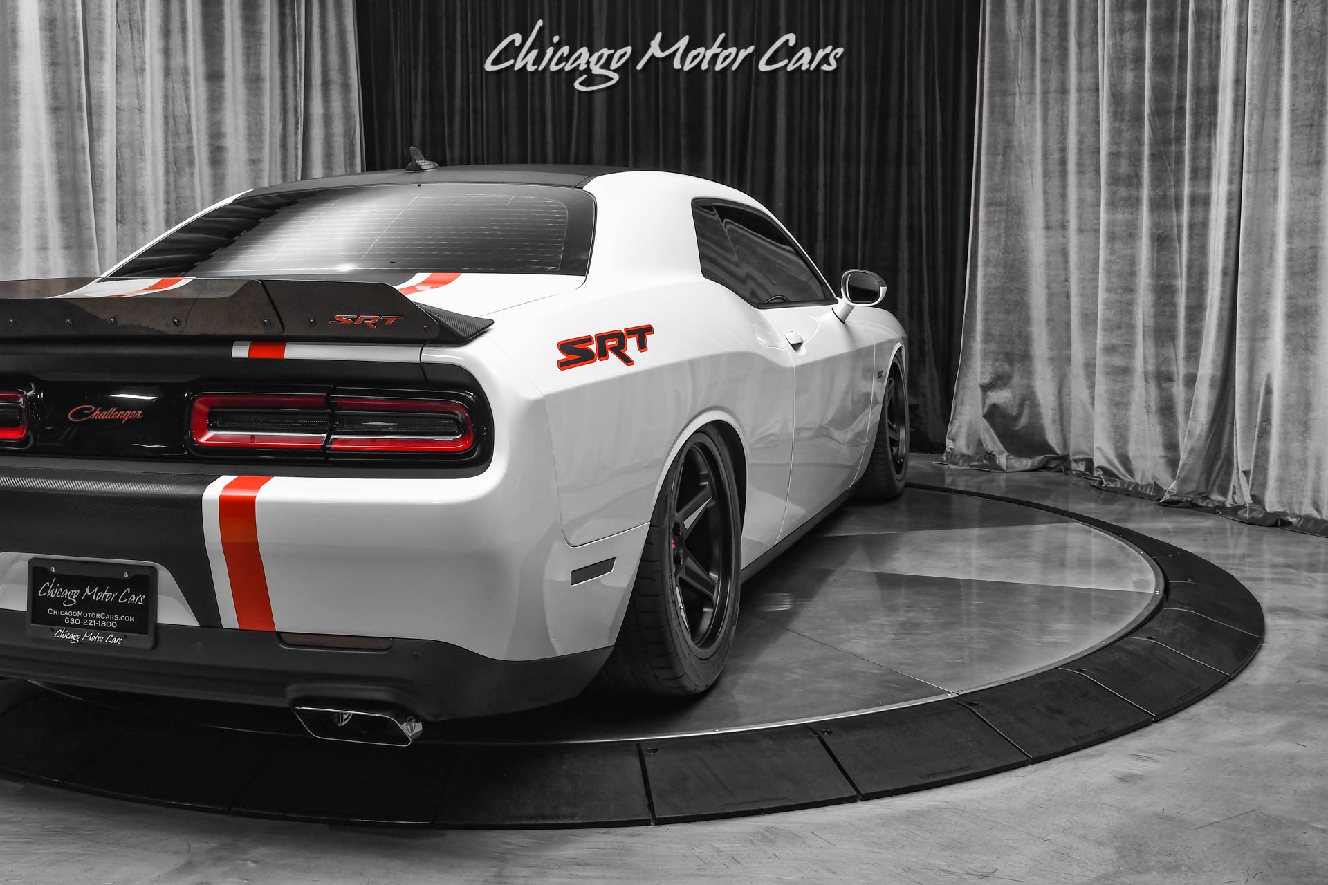 Used-2018-Dodge-Challenger-SRT-392-Accuair-E-Leveler-Only-11k-Miles-64L-HEMI