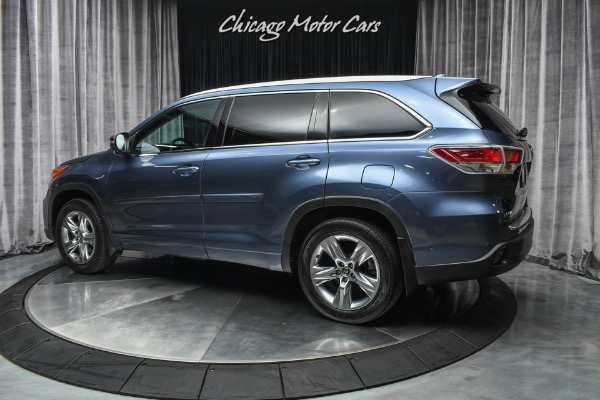 Used 2016 Toyota Highlander Limited Platinum 4WD! $44k MSRP! Limited Platinum Package! for sale Sold at Chicago Motor Cars in West Chicago IL 60185 3